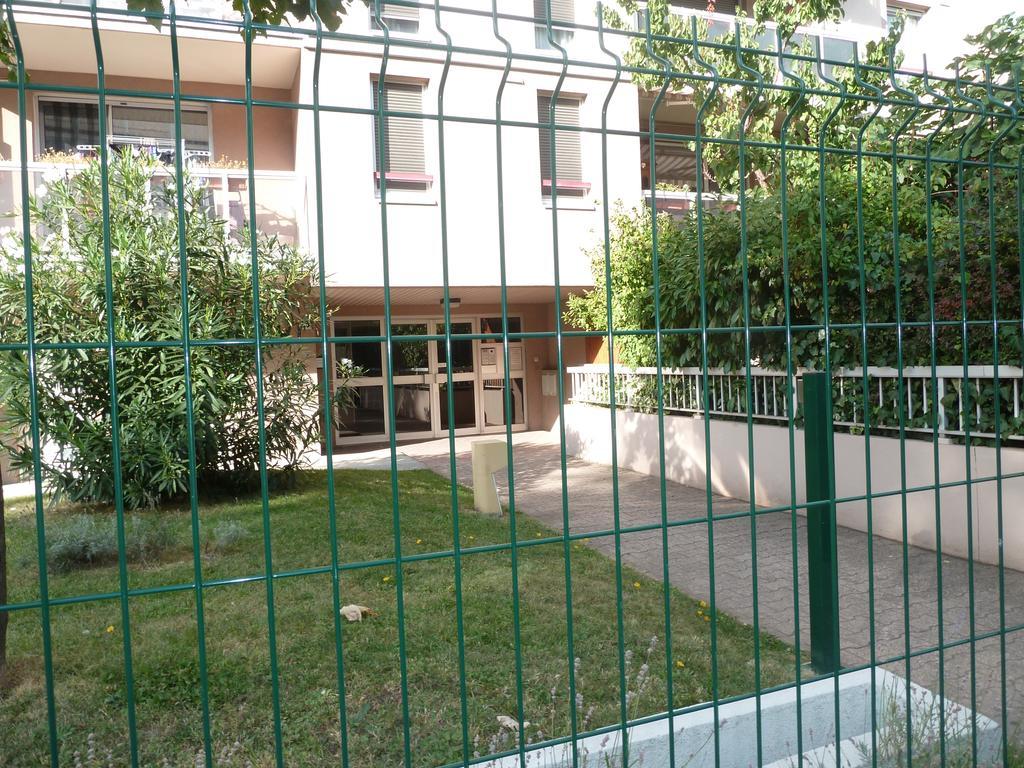 Апартаменты Studio Part Dieu Лион Экстерьер фото